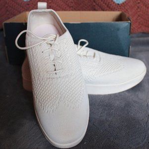 Cole Haan Grand Oxfords in Ivory